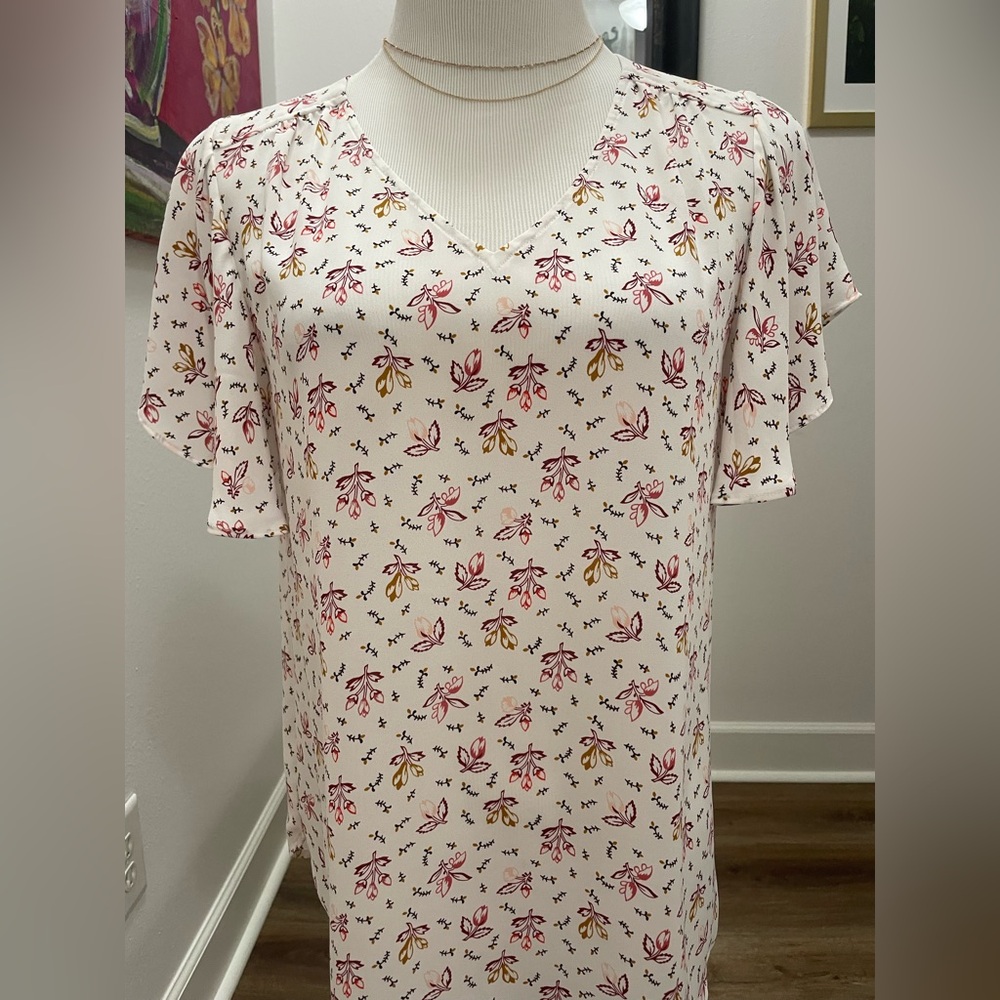 Flutter Sleeve Top/ Blouse size Small